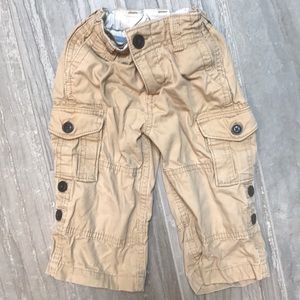 Adorable 12-18 month Gap khakis - Great condition!